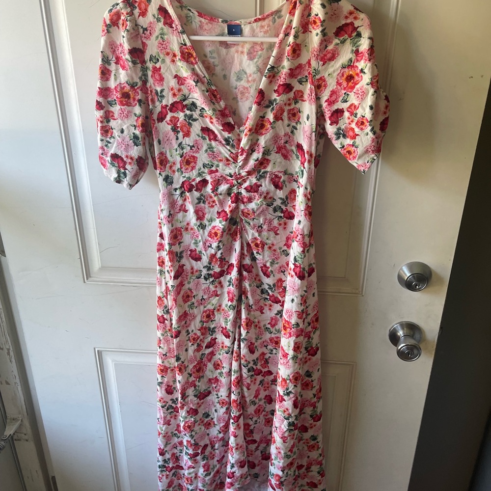 Old Navy Pink Floral High low Dress women’s size small!